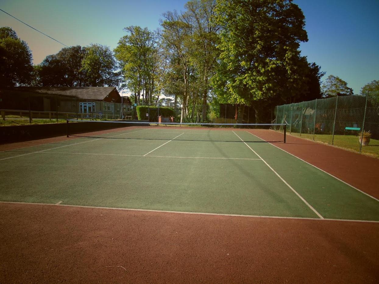 Chalet Brightstone Kingsdown Cliffs Location With Indoor Pool, Tennis Court, Mini-Golf Short Walk To Beach And 3 Great Local Pubs Eksteriør bilde